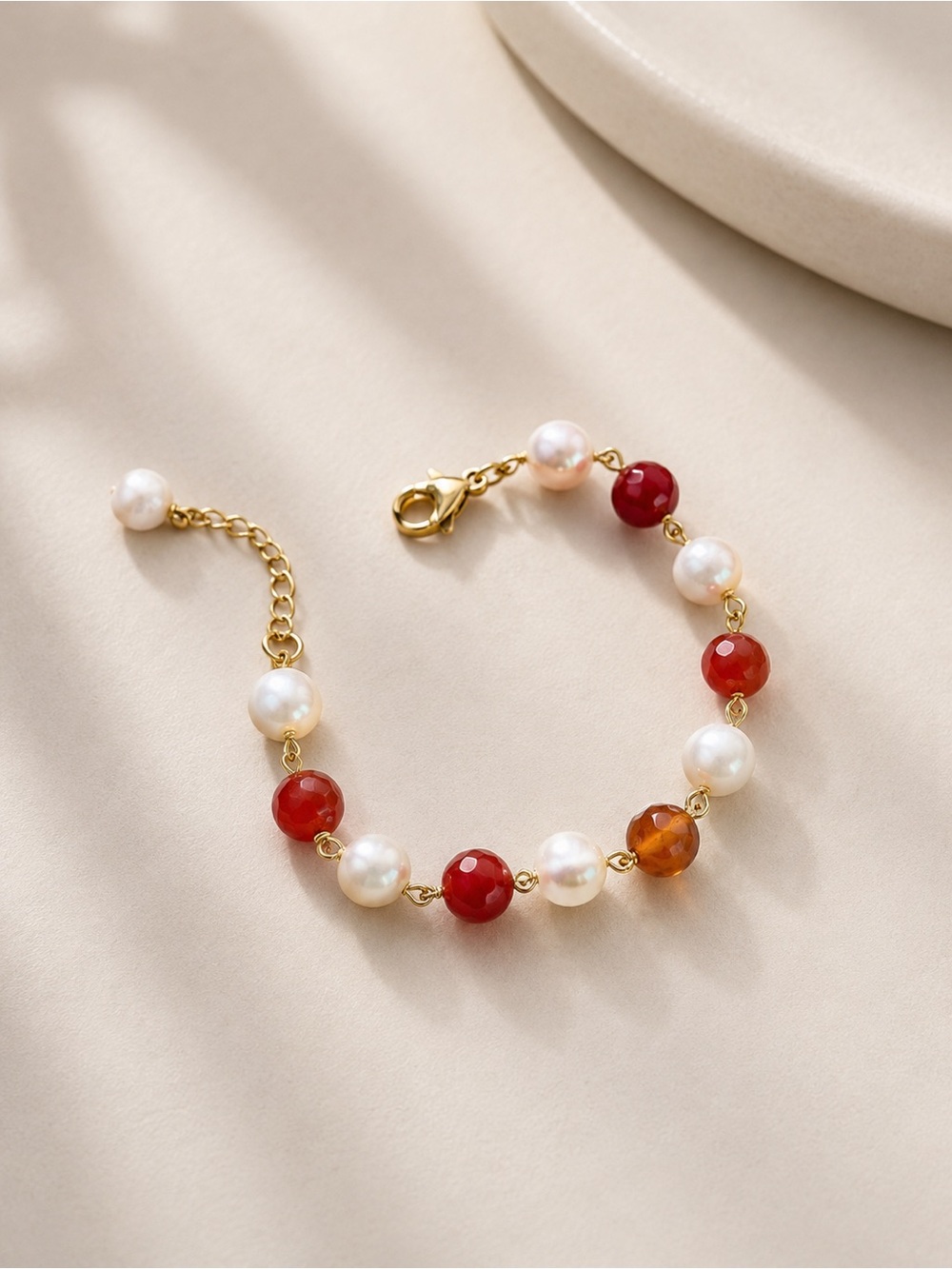 Freshwater Pearl & Red Agate Bracelet